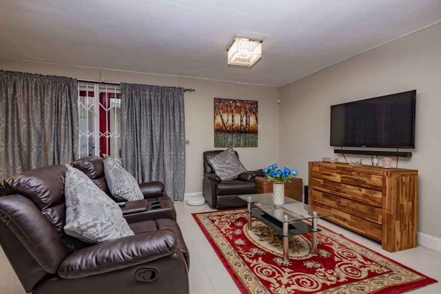 3 Bedroom Property for Sale in De Tijger Western Cape